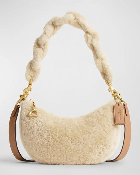 Shearling Bag, Hand Bags For Women, Bags Aesthetic, Pretty Bags, Tag Design, Womens Purses, Chain Strap, Coach Bags, Crescent