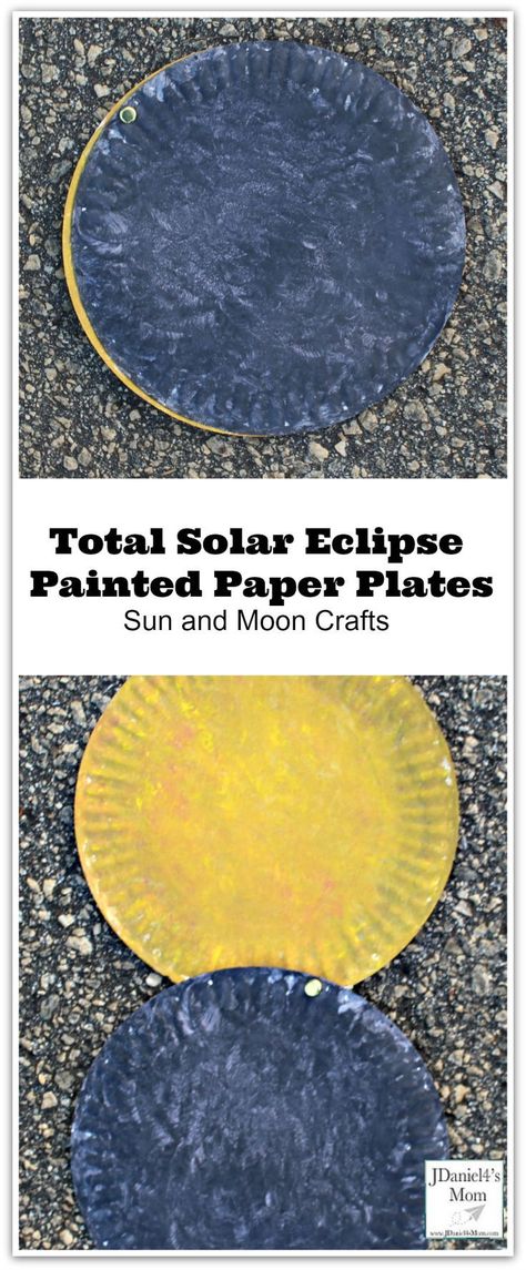 Total Eclipse Painted Paper Plates- Sun and Moon Crafts : This craft can be used to demonstrate how a total solar eclipse happens. Solar Eclipse Sensory Bin, Eclipse Crafts, Eclipse Craft, Eclipse Ideas, Eclipse Activities, Solar Eclipse Activity, Eclipse Party, Eclipses Art, Painting Moon