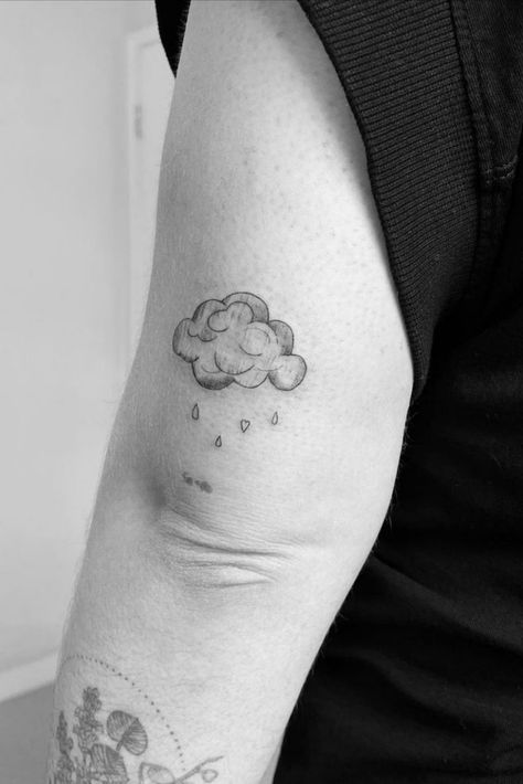 #mysoto #sotoink #inked #tattoo #ink Rainy Day Tattoo, Rainy Tattoo, Inked Tattoo, Tattoo Ink, Rainy Day, Geometric Tattoo, Hair Ideas, Tatting, Tattoos