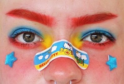 4 Likes, 0 Comments - ✧･ﾟ: *✧･ Mars (❁´◡`❁):ﾟ✧*:･ﾟ✧ (@nyadcircus) on Instagram: “❤💛💙 . #makeup#primarycore#clowncore#clowpunk#kidcore#trendercore#colourcore#colorcore” Clowncore Aesthetic, Clown Core, Funky Makeup, Swag Makeup, Alternative Makeup, Make Up Inspo, Creative Eye Makeup, Clown Makeup, Instagram Makeup