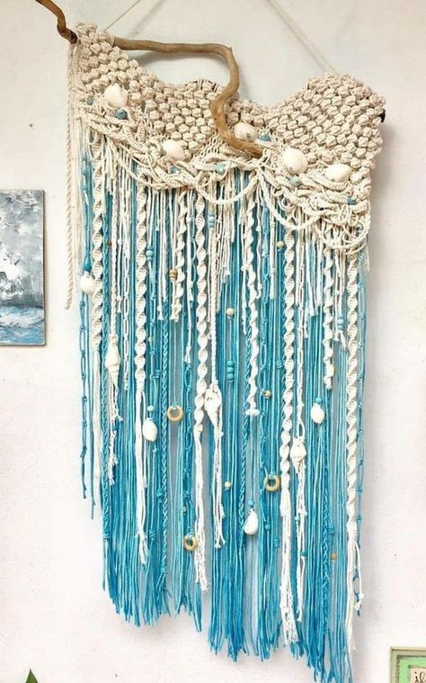 Macrame Aesthetic Room, Beach Macrame Wall Hangings, Seashell Macrame Necklace, Shark Macrame, Sea Macrame, Macrame Sea, Diy Macrame Projects, Ocean Wall Hanging, Shell Wall Hanging