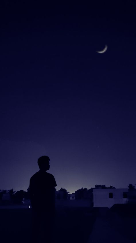 Portrait silhouette night photography Portrait Silhouette, Night Portrait, Muslim Pictures, Night Shot, Silhouette Portrait, Walking Alone, Night Photography, Self Portrait, Night Skies