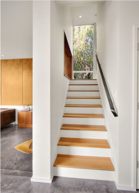 Closed staircase Closed Staircase, Shed Architecture, Staircase Pictures, Transitional Design Style, Contemporary Staircase, Backyard House, Staircase Remodel, Concrete Stairs, Staircase Decor