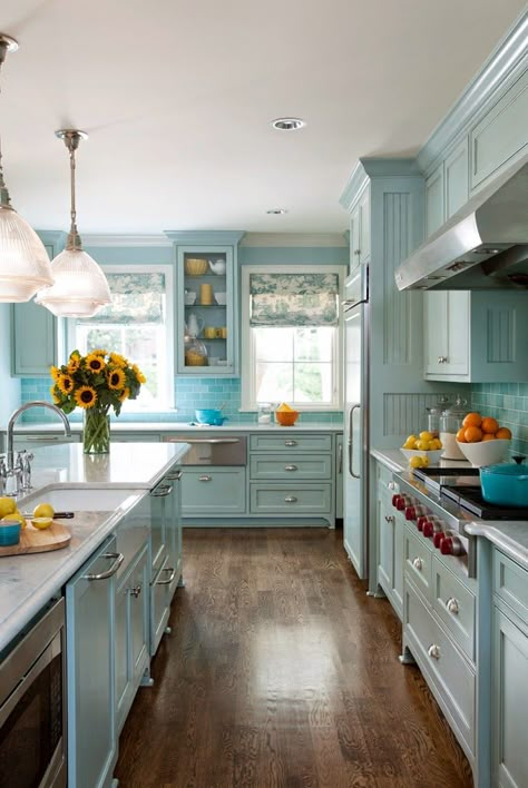 Great layout. Eclectic Cottage Home With A Vibrant Yet Balanced Color Palette Eclectic Cottage, Painted Kitchen Cabinets Colors, Kabinet Dapur, Blue Kitchen Cabinets, House Of Turquoise, Farmhouse Kitchen Cabinets, Bohol, Blue Kitchens, Diy Interior