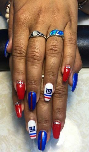 New York Giants Nails by Steph VS Nail Bar Landisville, PA Ny Giants Nail Designs, Nfl Nail Art, Ny Giants Nails, New York City Nails, New York Nails Designs, Nails New York, Giants Nails, New York Nails, Nfl Nails