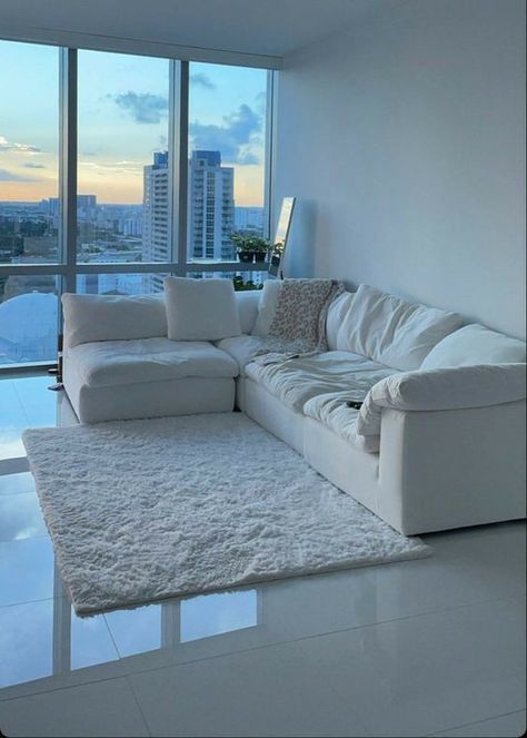 White Apartment, Aesthetic Apartment, Aesthetic Living Room, Apartment Living Room Design, Dream Apartment Decor, Future Apartment Decor, Dream House Rooms, Ideas Living Room, Home Decor Living Room