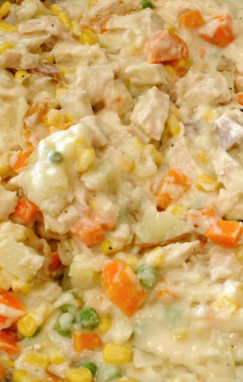 Creamy Crockpot Chicken Pot Pie, Chicken Potpie Crockpot, Ww Chicken Pot Pie Soup, Easy Chicken Pot Pie Soup Crockpot, Creamy Chicken Pot Pie Noodles Crockpot, Lazy Chicken Pot Pie Crockpot, Chicken Pot Pie Stew Slow Cooker, Creamy Chicken Pot Pie Soup Crockpot, Rotisserie Chicken Pot Pie Crock Pot