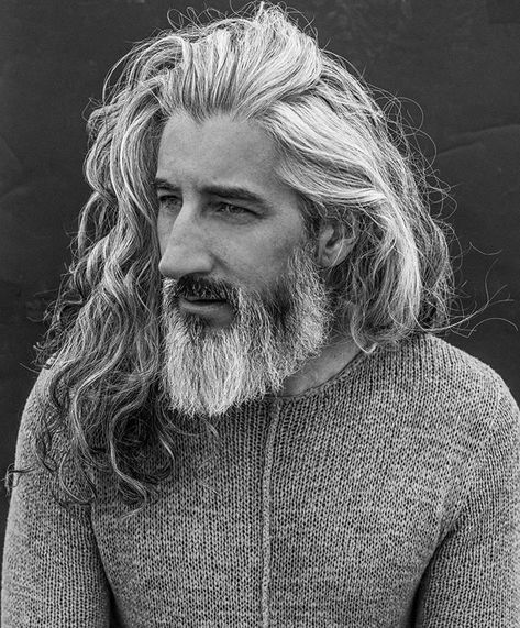 R JACK FOLEY on Instagram: “This dude keeps making me look good. The artist 📸 @lanedorsey 👖👕 @carlito0os_way #happyhumpday #the6ix #greyhair #manbun #silverhair…” Grandmother Spider, Man Long Hair, Jack Foley, Heart Island, Man With Long Hair, People References, Art Models, Toronto Fashion, Mens Hair