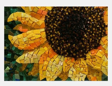 Sunflower Mosaic, Tree Mosaic, Mosaic Stepping Stones, Mosaic Garden Art, Mosaic Art Projects, Mosaic Tile Art, Mosaic Madness, Glass Mosaic Art, Mosaic Flowers