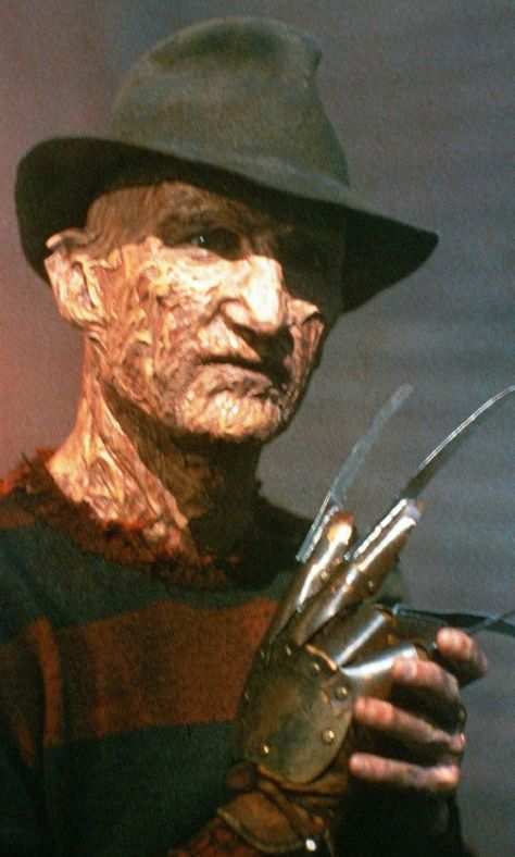 Freddy Krueger Kylie Jenner Halloween, Freddie Kruger, Dream Warriors, Robert Englund, A Nightmare On Elm Street, Michael Myers Halloween, Horror Icons, Creatures Of The Night, Elm Street