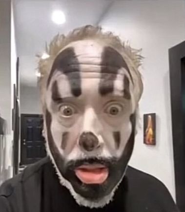 Violent J, A Clown, To Look