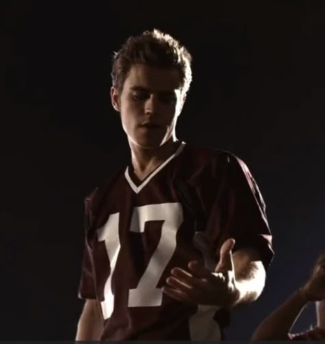 stefan in a jersey Stefan Vampire, Tvd Men, Stefan Tvd, Paul Vampire Diaries, Paul Wesley Vampire Diaries, Salvatore Brothers, Jon Kent, Tvd Universe, Damon And Stefan