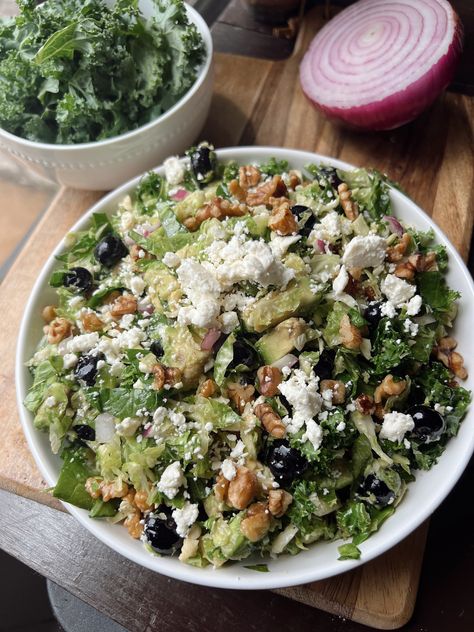 10 Minute Superfoods Salad - Choosing Balance Super Food Salad, Superfood Salads, Superfood Salad Recipe, Superfoods Salad, 12 Superfood Salad, Kroger Superfood Salad Recipe, Balanced Salad, Cilantro Lime Marinade, Delicious Veggies