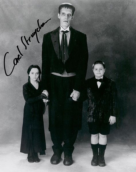 Addams Family Lurch Addams Family, Lurch Addams, Addams Family 1991, Addams Family Tv Show, Addams Family Musical, Addams Family Movie, Addams Familie, Charles Addams, Classic Pictures