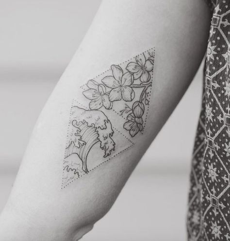 Tattoo Orchid, Cats Tattoo Ideas, Cats Tattoo, Flower Tat, Arm Tats, Tattoo Time, Chic Tattoo, Black Cat Tattoos, Nature Tattoo