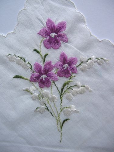 embroidered violets | primrose design | Flickr Embroidered Handkerchief, Patchwork Cushion, Embroidered Napkins, Pola Kristik, Hand Work Embroidery, Hand Embroidery Flowers, Pola Sulam, Brazilian Embroidery, Thread Painting