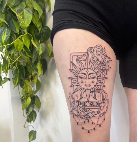 Libra Tarot Card Tattoo, Tarot Card Tattoos, Tattoo Pierna Mujer, History Of Tarot Cards, Card Tattoos, Harry Tattoos, Tarot Tattoo, Tarot Card Tattoo, Card Tattoo Designs