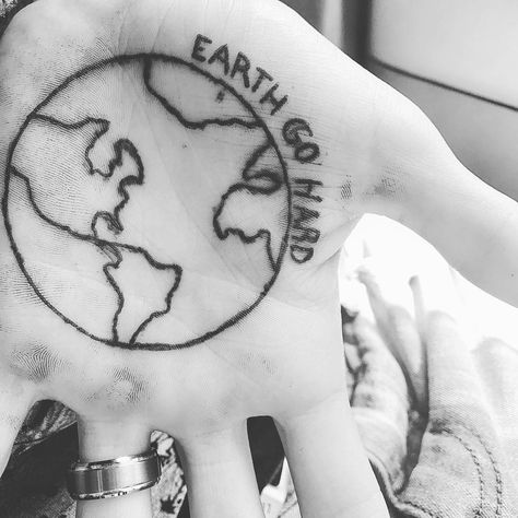 Forrest Pendel on Instagram: “Got the world in the palm of my hand. EARTH GO HARD #tattoo #earth #world #palmtattoo #iphone7plus #lildicky @lildickygram #earthgohard…” Tattoo Earth, Earth World, Palm Tattoos, World Tattoo, Random Inspiration, Piercing Tattoo, Tattoo Inspo, The Palm, Infinity Tattoo