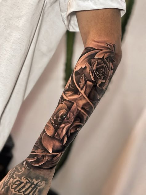 Gray Ink Tattoo, Lion Back Tattoo, Pocket Watch Tattoo Design, Simple Leg Tattoos, Black And Gray Ink Tattoo, Watch Tattoo Design, Family Tattoos For Men, Black Men Tattoos, Rose Tattoos For Men