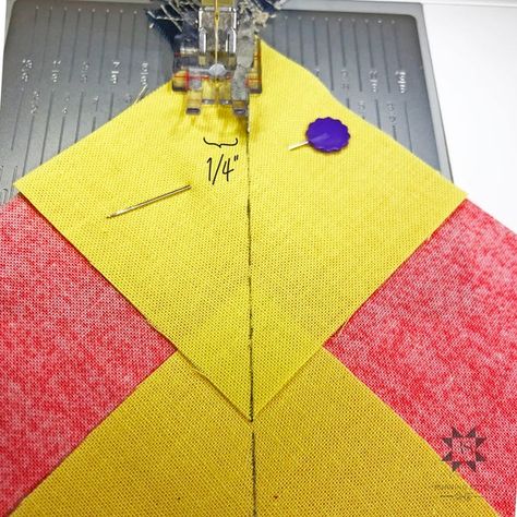 Flying Geese Quilt Block, No Waste Flying Geese, Flying Geese Tutorial, Quilt By Hand, Quilt Blocks Easy, Flying Geese Quilt, Half Square Triangle Quilts, Quilt Square Patterns, Reference Chart