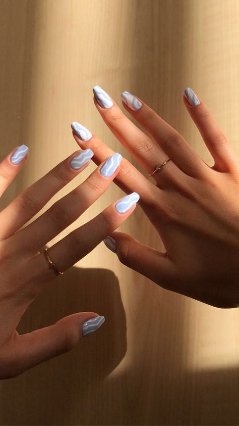 White A Blue Nails, Pastel Blue Summer Nails, Stripped Nail Designs Stripes, Blue Nails With White Lines, Nail Inspo Blue And White, Blue Squiggle Nails, Pale Blue Nails With Design, Blue Stripe Nails, Light Blue Summer Nails