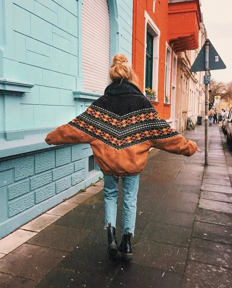 Winter Boho Aesthetic, Boho Cold Weather Outfits, Cold Weather Boho Outfits, Hippie Long Sleeve Fall Outerwear, Cold Weather Style, Bohemian Winter Denim Jacket, Hippie-style Fitted Winter Outerwear, Hippie Winter Hoodie, Native American Style Outfits