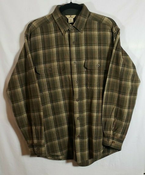 Woolrich Men's 6088 Olive Ombre 70% Wool Flannel LS Button Front Shirt - Green Plaid - Size M* In Excellent Condition SIZE M* (SEE ACTUAL MEASUREMENTS TO ENSURE FIT BEFORE BUYING) Actual Measurements: Chest (measured from armpit to armpit):   23" Shoulder (measured from shoulder seam to shoulder seam):  20" Sleeve (measured from shoulder seam to end of cuff): 24" Length (measured from color to bottom of shirt tail):  31 1/2" Men’s Button Up, Earth Tones Clothes, Alt Boy Style, Mens Flannel Outfit, Flannel Png, Plaid Outfit Men, Green Flannel Outfit Men, Indie Grunge Fashion, Green Flannel Outfit