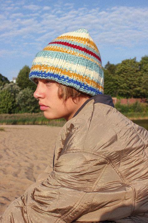 Ravelry Oslo Hat, Cheap Multicolor Winter Beanie, Affordable Knitted Streetwear Hats, Knitted Hats Men, Knitted Beanie For Men, Laine Hat, Knit Beanie Outfit, Beannie Hat, Colorful Beanie