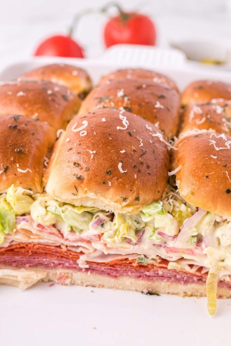 Sandwich Sliders Kings Hawaiian Italian, Grinder Mini Sandwiches, Hawaiian Roll Grinder Sandwich, Taco Grinders Sandwiches, Italian Style Sliders, Hot Italian Sliders Hawaiian Rolls, Grinder Salad Sliders, Hey Roller Sandwiches, Grinder Slider Sandwiches