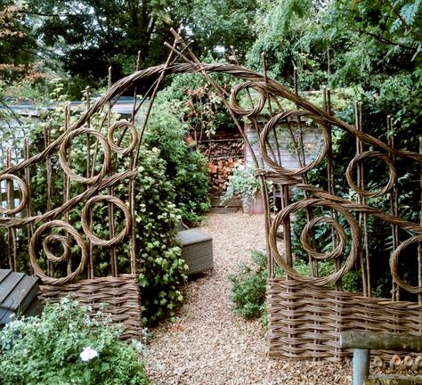 Willow Garden, Classic Garden, Have Inspiration, Garden Trellis, Garden Structures, Rustic Gardens, Garden Gates, Garden Spaces, Garden Paths