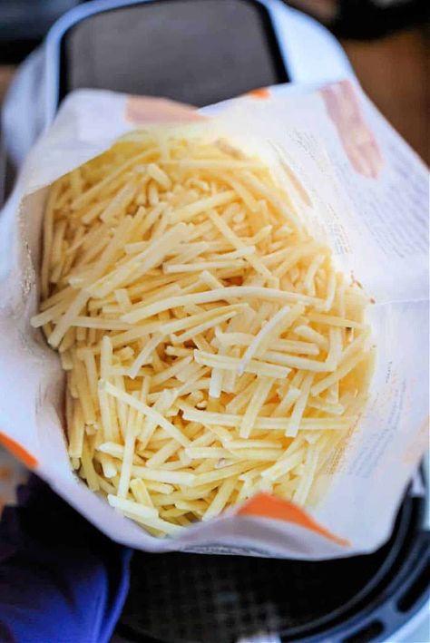 This is how to cook frozen hash browns in an air fryer, slow cooker, baked in an oven on a sheet pan or on the stove in a skillet. Shredded Hashbrowns Oven, How To Cook Hashbrowns In The Oven, Breakfast With Frozen Hashbrowns, Frozen Shredded Hashbrown Recipes, Oven Hashbrowns, Shredded Hashbrown Recipes, Baked Hashbrowns, Frozen Hash Browns, Ninja Air Fryer