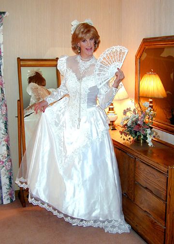 This gorgeous bridal crossdresser is Donna LeAnn. Vintage Transgender, Male Bride, Antique Wedding Gown, Satin Wedding Gown, Fancy Wedding Dresses, Frilly Dresses, Dress Gallery, Wedding Dresses Satin, Girly Dresses