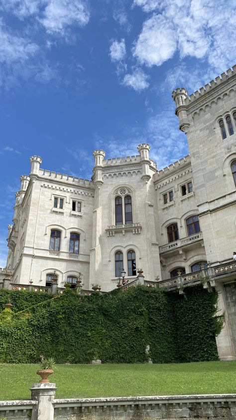 Trieste Aesthetic, Aesthetic Trip, Castle Architecture, Italian Castle, Trieste Italy, Arch House, Italian Architecture, Italy Summer, European Architecture