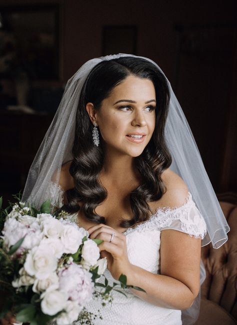 old Hollywood glam hairstyle fit for a bride. Follow on Facebook/Instagram @trayellehair for more hairstyle inspiration! Old Hollywood Bridal Hair With Veil, Old Hollywood Hair With Veil, Hollywood Glam Wedding Hair With Veil, Hollywood Waves And Veil, Hollywood Waves Wedding Veil, Hollywood Wedding Hair, Glam Wedding Hair, Hair With Veil, Hollywood Glam Hair