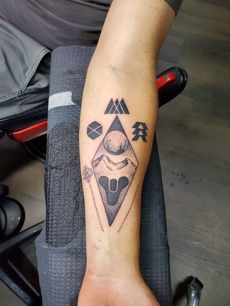 Custom Destiny Tattoo Destiny 2 Titan Tattoo, Destiny Tattoos Game, Destiny Video Game Tattoo, Destiny Game Tattoo Ideas, Destiny Warlock Tattoo, Destiny Hunter Tattoo, Destiny Ghost Tattoo, Destiny Tattoo Symbol, Destiny Tattoo Game