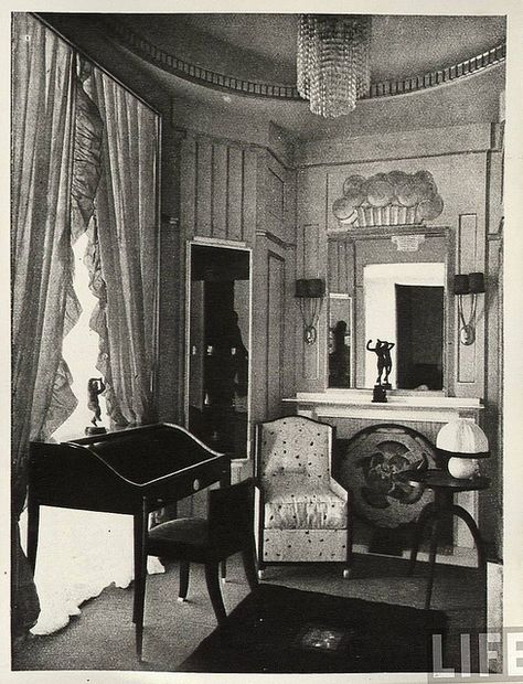 Paris Exposition, 1925. Interior by kitchener.lord, via Flickr 20s Furniture, 20s Interior Design, Pierre Laurent, 1920s Furniture, 1920s Interior, Art Deco Homes, Furniture Wallpaper, 1920s Interior Design, Paris Interiors