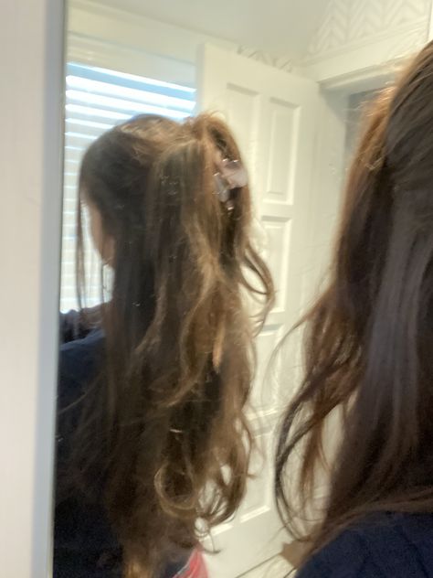 Hair With Claw Clip, Long Brown Wavy Hair, Dyson Air Wrap, Air Wrap, Liz Gilles, Brown Wavy Hair, Styled Hair, Final Boss, Claw Clip