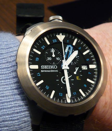 Seiko Bullhead spacewalk. Basel 2008. Great perforated casing too. Seiko Shogun, Armani Watch Men, Bullhead Watch, Seiko Bullhead, Horology Design, Armani Watch, Tactical Watch, Mens Digital Watches, Army Watches