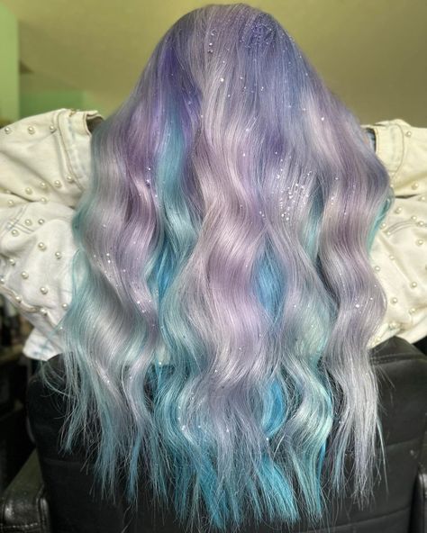 Mermaid pastels Happy Thursday let’s be mermaids book with me 🧜🏼‍♀️🧜🏼‍♀️🧜🏼‍♀️🧜🏼‍♀️🧜🏼‍♀️🧜🏼‍♀️🧜🏼‍♀️🧜🏼‍♀️🧜🏼‍♀️ Paint @pravana periwinkle… | Instagram Pastel Blue And Lavender Hair, Purple Turquoise Hair, Irredescent Hair, Mermaid Colored Hair, Lilac And Blue Hair, Perrywinkle Hair, Bangs Butterfly Cut, Light Blue And Purple Hair, Mermaid Hair Aesthetic