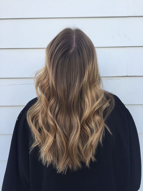 #hair #hairbyorit #haircolor #pravana #color  #sunkissedhair #wella #wellafreelights #behindthechair #balayage #ombre #highlights #livedinhair #beauty #fashion #vsco #hairstylist #cosmetologist #cosmetology #losangeles #haircut #hairstyle #style #beachwaves #losangelesstylist #hairdresser #blonde #blondie #blondebombshell #blondeshavemorefun Balayage Short, Brown Hair Shades, Short Ombre Hair, Brown Ombre Hair, Hairstyle Idea, Caramel Balayage, School Hair, Brown Hair Balayage, Body Features