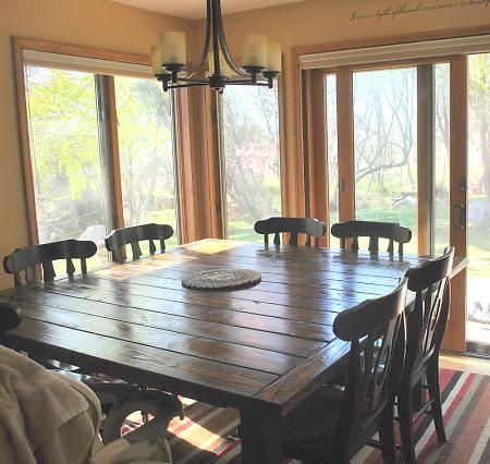 DIY Square Dining table....Diningroom! Perfection!..Being married to a carpenter = happiness! Square Farmhouse Table, Diy Esstisch, Dining Room Table And Chairs, Rustic Dining Room Table, Diy Dining Table, Diy Farmhouse Table, Diy Dining, Grande Table, Rustic Dining Room