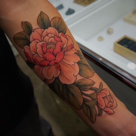 Color Peonies Tattoo, Neo Trad Peony Tattoo, Peach Peony Tattoo, Neo Trad Shoulder Tattoo, Colour Peony Tattoo, Peony Color Tattoo, Peony Neotraditional Tattoo, Colored Peony Tattoo, Foliage Tattoos