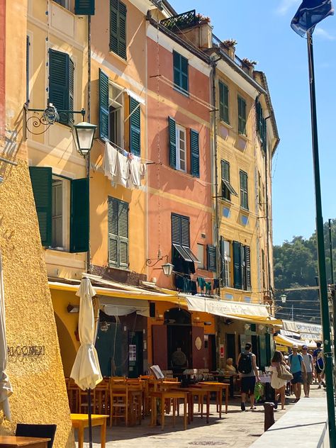 Holiday In Italy Aesthetic, Portofino Italy Aesthetic, Southern Italy Aesthetic, Portofino Aesthetic, Summer Holiday Aesthetic, South Of Italy, Italy Amalfi, South Italy, Italy Vibes