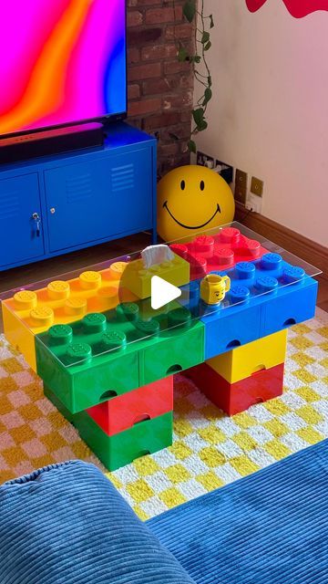 Diy Lego Coffee Table, Lego Coffee Table, Lego Coffee Stand, Lego City Play Table, Leggo Furniture, Lego Office, Lego Table, Lego Diy, Spare Room