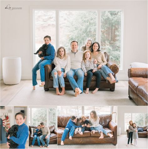 Family Portrait At Home, Big Family Lifestyle Photography, Indoor Extended Family Photos, Family Photoshoot In Home, Family Photography At Home, Inside Family Photoshoot, Inside Family Photos, Family Pictures In Home, Family Indoor Photoshoot