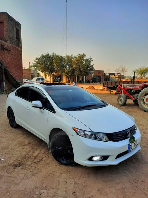 Honda civic si fb2 model Honda civic white car on black rims Honda Civic Wheels, Honda Civic Car, Civic Car, Chrome Rims, White Rims, Civic Si, Rims And Tires, Honda Civic Si, Chrome Wheels