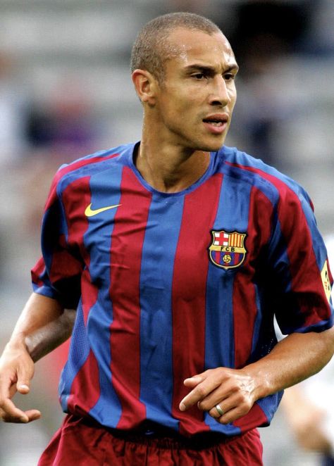 Henrik Larsson (Barça) Henrik Larsson, Glasgow Celtic, The Good Son, Celtic Fc, Son Love, Girls In Love, Fc Barcelona, Cristiano Ronaldo, Football Shirts