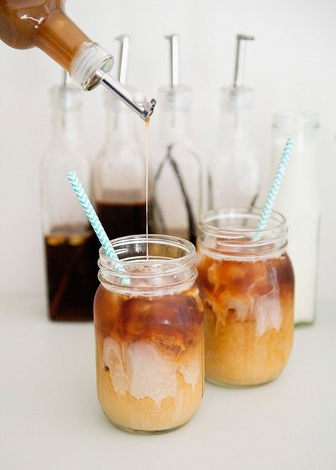 12 Must-Try Iced Coffee Recipes - The Sweetest Occasion Iced Coffee Bar, Diy Iced Coffee, Homemade Syrups, Homemade Coffee Syrup, Leftover Coffee, Coffee Homemade, Coffee Syrups, Diy Coffee Station, Make Your Own Coffee