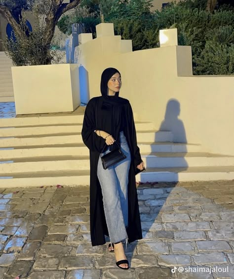 Old Money Outfits Indian, Classy Modest Outfits Casual, Gray Button Up Shirt Outfit Women, Hijabi Pants Outfits, Open Abaya Outfit With Jeans, Black Dress Hijab Outfits, Modest Summer Outfits Muslim Casual, Abaya With Jeans, Hijabi Outfits Aesthetic