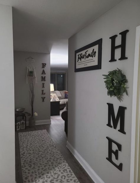 Apartment Decorating Hallway, Black N White Apartment, Wood Floor Room Ideas, Black And Grey House Decor, Boujee Aesthetic Living Room, Front Entryway Ideas Apartment, Boyfriend Girlfriend Apartment Decor, Apartment Door Decor Entrance Hallways, Grey House Interior Decor